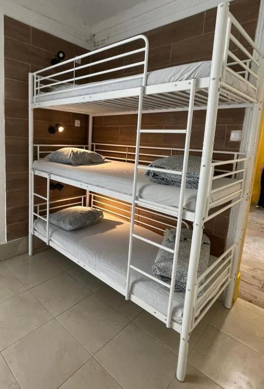 Hostel Samps *